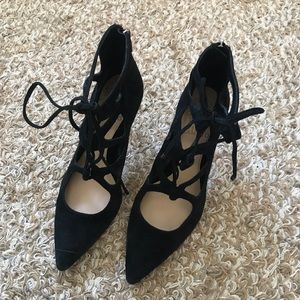 vince camuto black lace up heels women’s 6.5